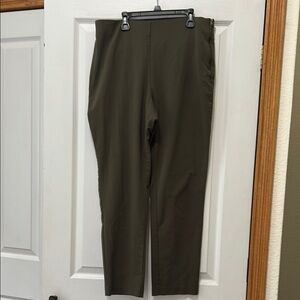 Nine West Green Chinos Flat Front Structured